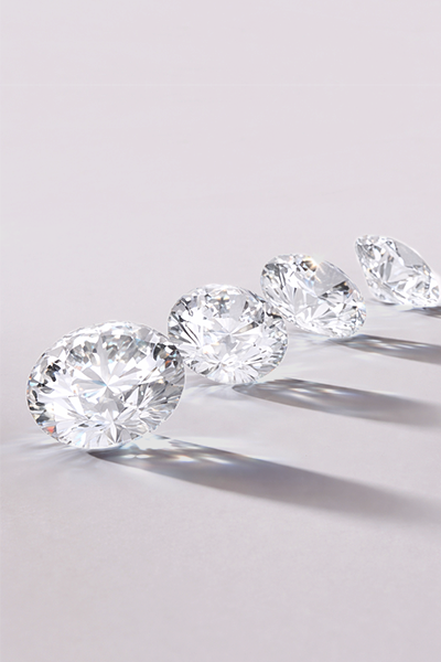 Lab-grown diamond manufacturers showcasing consistent quality lab grown diamonds with identical cut, clarity, and brilliance for reliable jewelry manufacturing supply